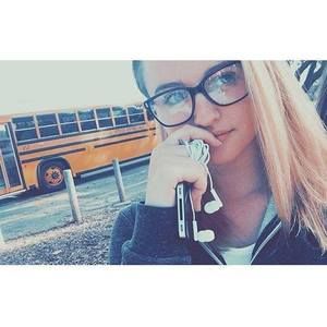 Meet your Posher, Bailey